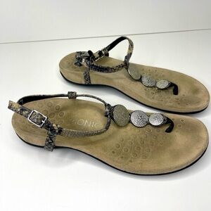 Vionic Women’s 8 Beige Black Leather Snake Comfort Walking Strappy Thong Sandals